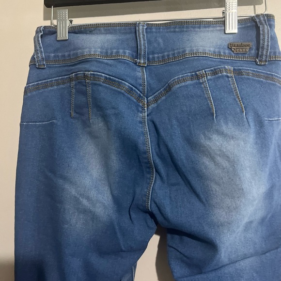 Bamboo Jeans Junior Light Wash Jeans Size 9 - Picture 6 of 11